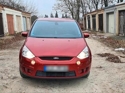 Rot Gebraucht 2007 Ford S-MAX S Van / Kleinbus | 6.000 € (Teuer)