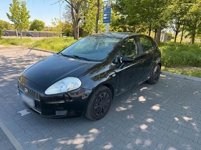 Second-hand Fiat Punto 77 CP (56 kW) 2008 Negru Hatchback