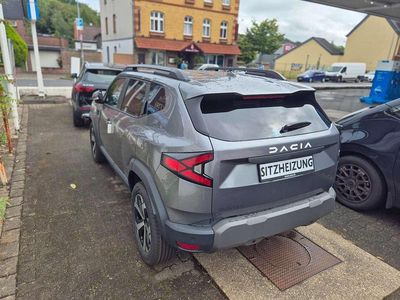 Dolomitgrau Neu 2025 Dacia Duster Journey SUV | 22.990 € (Guter Preis)