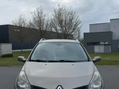 Gebraucht Renault Clio GrandTour 100 PS (73 kW) 2008 Braun Kombi