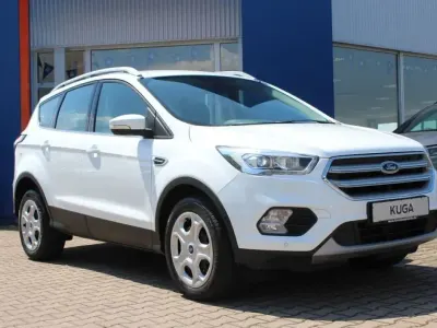 Gebraucht Ford Kuga Cool & Connect 150 PS (110 kW) 2019 Weiß SUV