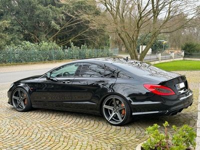 gebraucht Mercedes CLS63 AMG AMG/Ceramic/B&O/KW-Gewinde/MB20Zoll!!