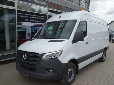 Gebraucht Mercedes Sprinter 190 PS (139 kW) 2021 Weiß Van