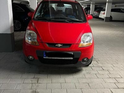 Gebraucht Chevrolet Matiz 64 PS (47 kW) 2009 Rot Kleinwagen