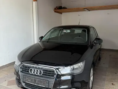 Gebraucht Audi A1 86 PS (63 kW) 2011 Schwarz Kleinwagen