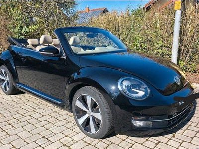 Gebraucht VW Beetle Design 105 PS (77 kW) 2014 Schwarz Kleinwagen