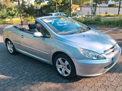 Gebraucht Peugeot 307 CC 110 PS (80 kW) 2004 Silber Cabrio