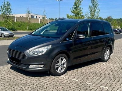 Second-hand Ford Galaxy Titanium 209 CP (153 kW) 2016 Gri Monovolum