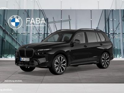 Schwarz (saphirschwarz) Neu 2026 BMW X7 M Sport SUV | 124.980 € (Teuer)