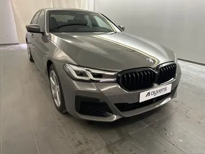 Gebraucht BMW 520 M Sport 204 PS (150 kW) 2022 Grau Limousine