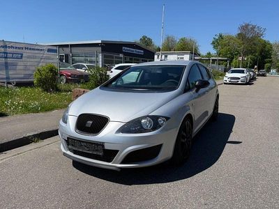 Second-hand Seat Leon Reference 105 CP (77 kW) 2011 Argintiu Hatchback