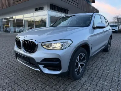Używany BMW X3 Advantage 190 KM (139 kW) 2021 Srebrny SUV