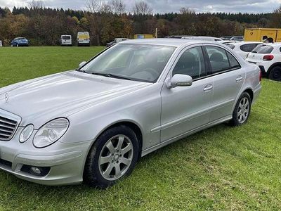 Mercedes E200