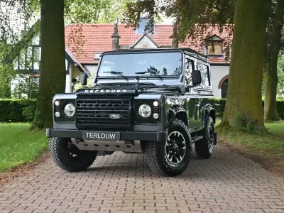 Gebraucht Land Rover Defender 122 PS (89 kW) 2017 Grau SUV