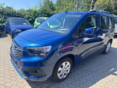 Gebraucht Opel Combo Life 110 PS (80 kW) 2019 Blau Van / Kleinbus