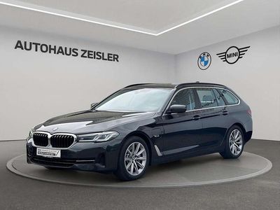 Second-hand BMW 530e Sport Line 184 CP (135 kW) 2024 Gri Break