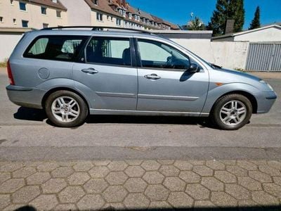 Gebraucht Ford Focus 101 PS (74 kW) 2003 Grau metallik (metallic) Kombi