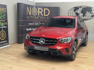 Gebraucht Mercedes GLC200 197 PS (144 kW) 2021 Manufaktur hyazinthrot m (metallic) SUV