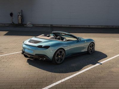 Nuova Ferrari Roma 620 CV (456 kW) 2025 Blu Cabrio