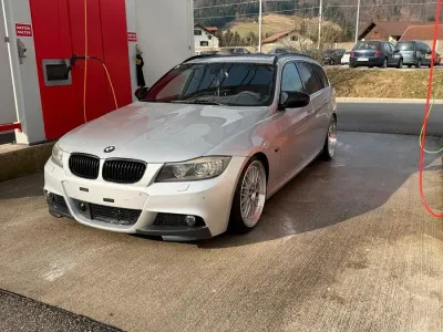 Gebraucht BMW 330 M Sport 245 PS (180 kW) 2011 Silber Kombi