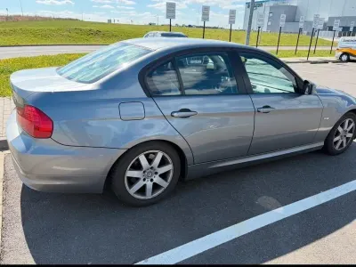 Gebraucht BMW 318 143 PS (105 kW) 2011 Limousine