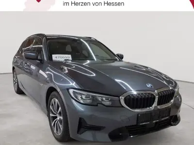 Gebraucht BMW 320 Sport Line 163 PS (119 kW) 2022 Mineralgrau metallic Kombi
