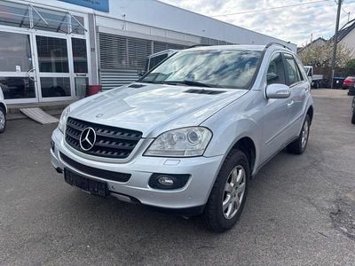 Usata Mercedes ML280 190 CV (139 kW) 2007 Argento SUV