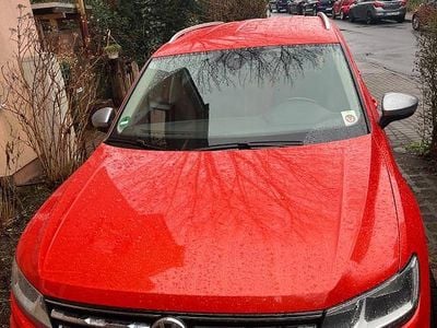 Gebraucht VW Tiguan Allspace Comfortline 150 PS (110 kW) 2019 Orange SUV
