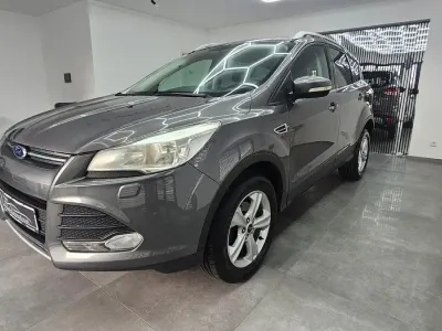 Gebraucht Ford Kuga 150 PS (110 kW) 2014 Grau SUV