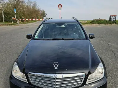 Gebraucht Mercedes C200 136 PS (100 kW) 2012 Schwarz Kombi