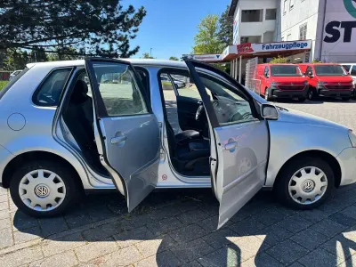 Gebraucht VW Polo 75 PS (55 kW) 2006 Silber Kleinwagen
