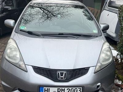 Gebraucht Honda Jazz S 90 PS (66 kW) 2011 Silber Kleinwagen