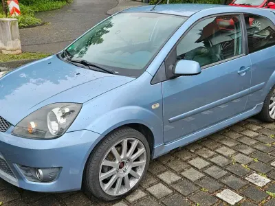 Gebraucht Ford Fiesta ST 150 PS (110 kW) 2006 Blau Kleinwagen