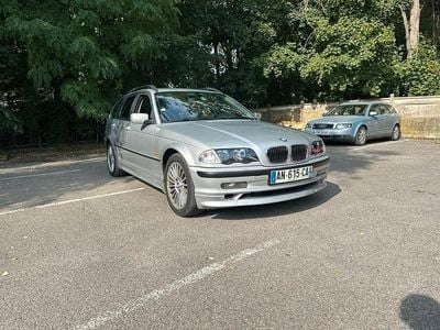 BMW 330