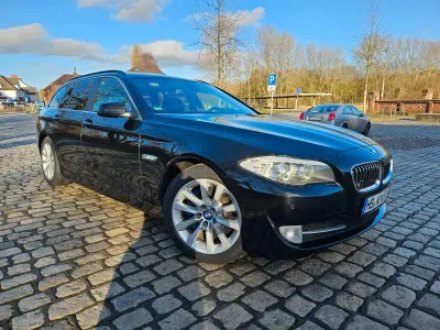 Gebraucht BMW 525 M Sport 204 PS (150 kW) 2011 Schwarz Kombi