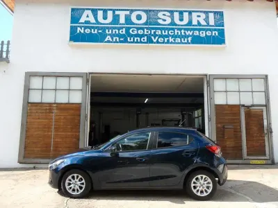 Gebraucht Mazda 2 Exclusive-Line 90 PS (66 kW) 2015 Blau Limousine