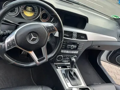 Gebraucht Mercedes C250 Elegance 204 PS (150 kW) 2011 Silber Kombi