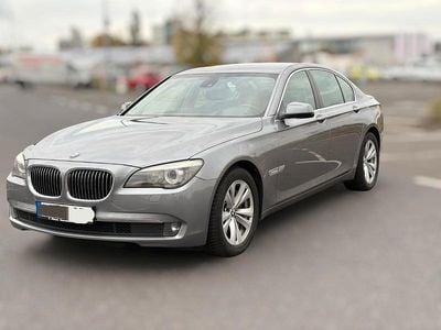 BMW 750