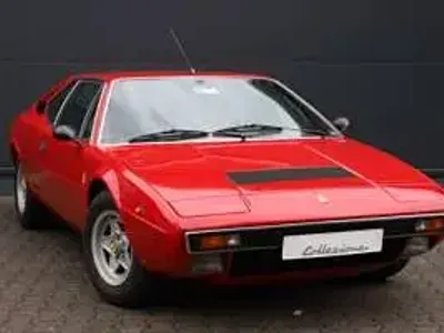 Second-hand Ferrari Dino GT4 255 CP (187 kW) 1975 Roșu Coupe