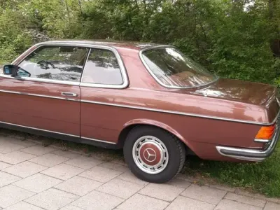 Gebraucht Mercedes 230 109 PS (80 kW) 1978 Braun Coupé