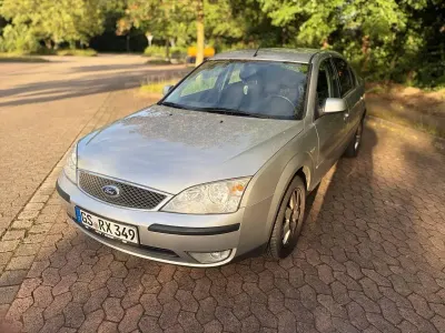 Gebraucht Ford Mondeo 110 PS (80 kW) 2004 Andere farben Limousine