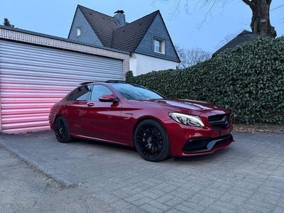 Gebraucht Mercedes C63 AMG AMG 476 PS (350 kW) 2016 Rot Limousine
