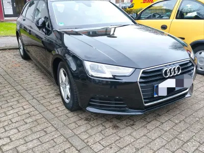Gebraucht Audi A4 150 PS (110 kW) 2019 Schwarz Kombi