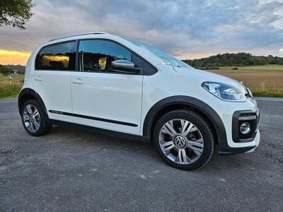VW cross up!