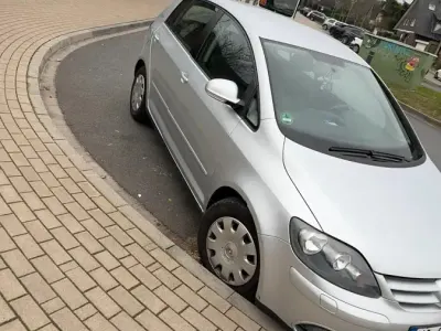 Gebraucht VW Golf V 104 PS (76 kW) 2007 Grau Kleinwagen