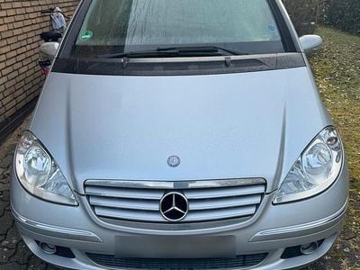 Second-hand Mercedes A180 109 CP (80 kW) 2005 Argintiu Hatchback