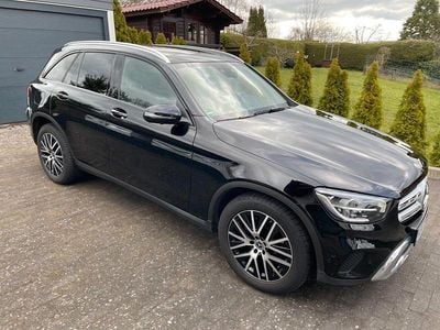 Gebraucht Mercedes GLC220 194 PS (142 kW) 2020 Schwarz SUV
