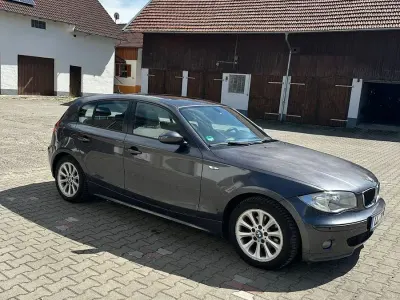 Gebraucht BMW 116 116 PS (85 kW) 2004 Grau Kleinwagen