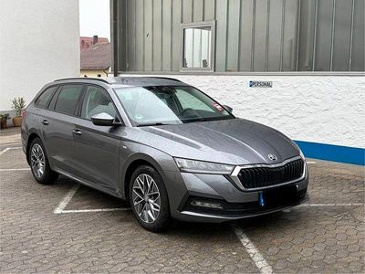 Gebraucht Skoda Octavia Tour 150 PS (110 kW) 2023 Grau Kombi
