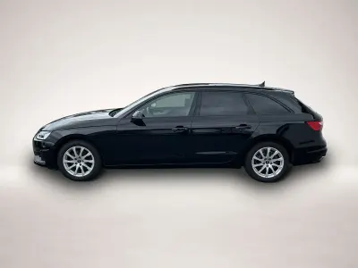 Gebraucht Audi A4 150 PS (110 kW) 2022 Schwarz Kombi